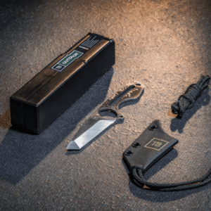 Couteau S-NECK avec étui kidex + corde