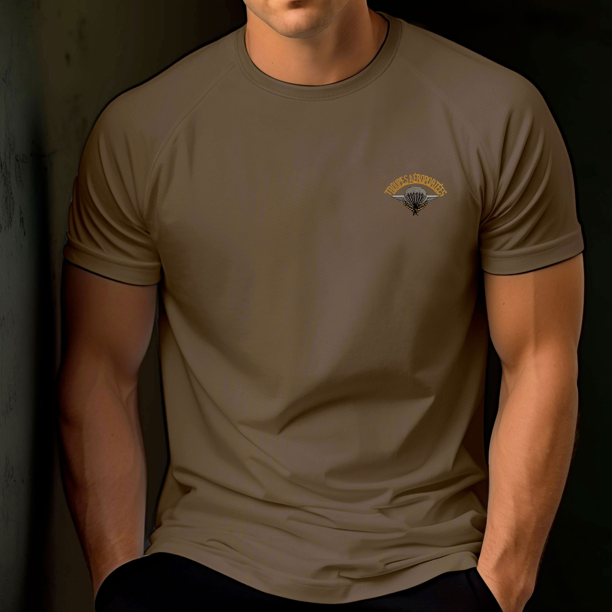 Tee shirt félin polyester mesh brodé para